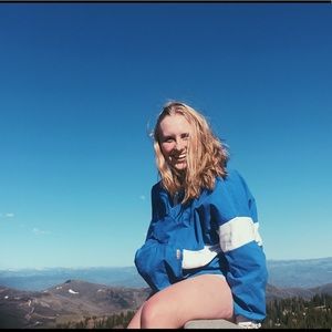 Meet your Posher, Mikelle